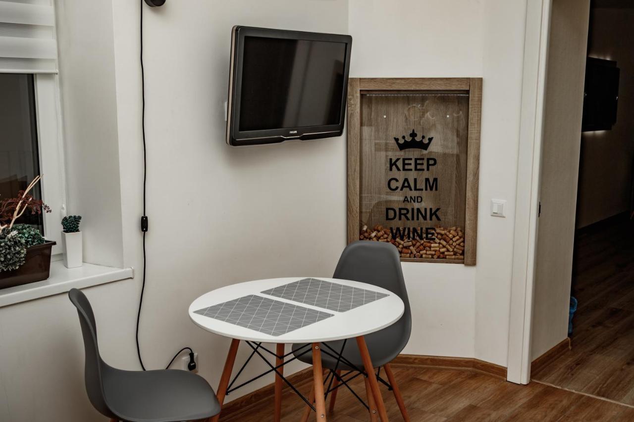 Loft Apartment Lviv Exterior photo